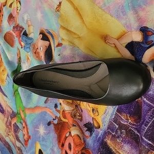 Avenue Black Pump Heels 9.5w